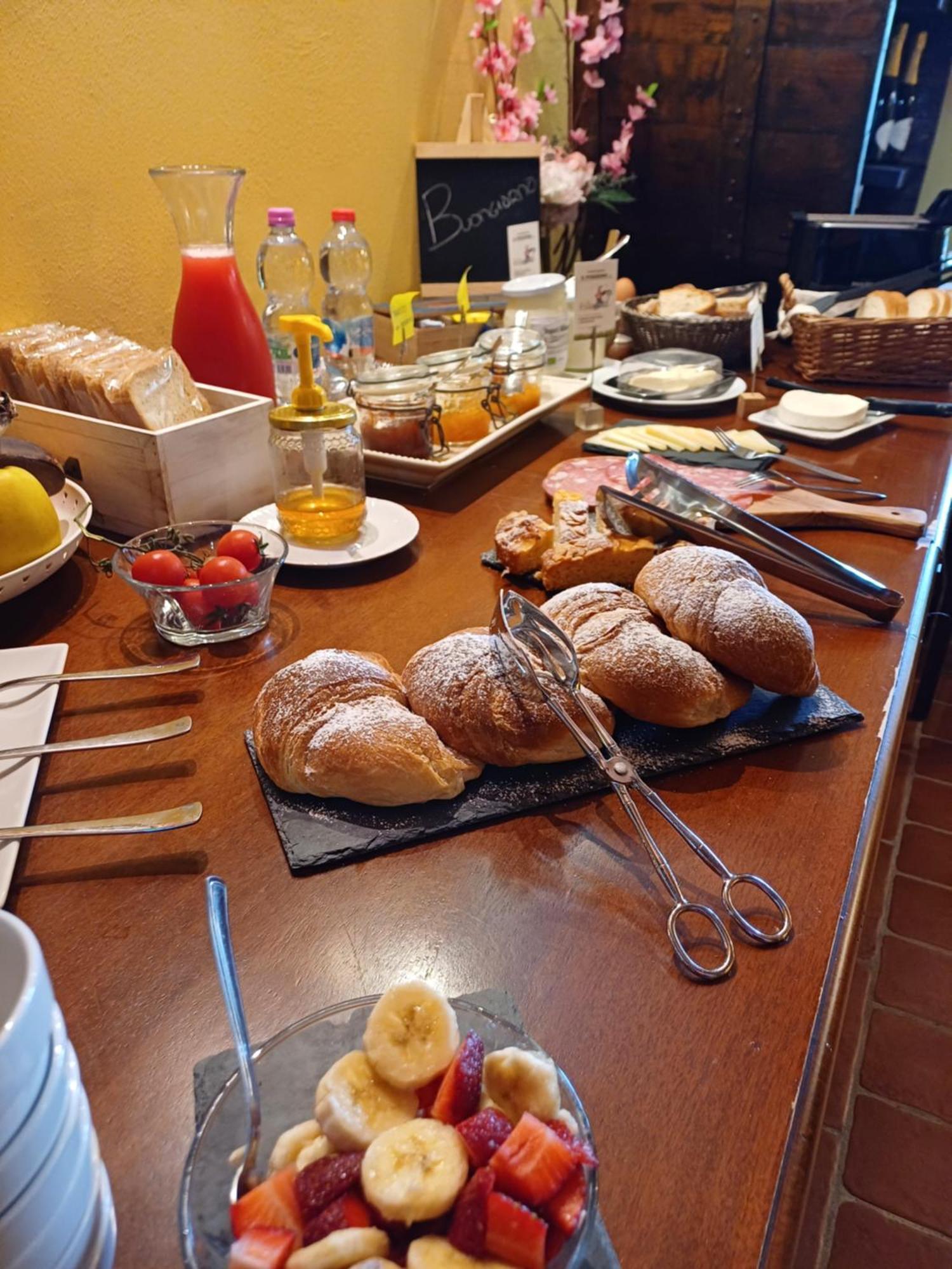 Agriturismo Terre Di Toscana Terricciola Ngoại thất bức ảnh